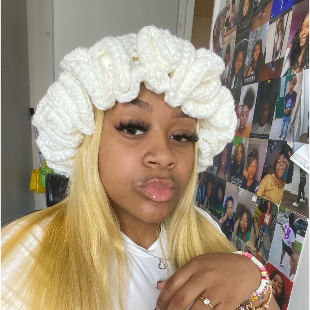 Crochet bucket hat